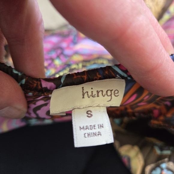 Hinge 100% Silk Vibrant Floral Maxi Dress. Size Small - Picture 8 of 11